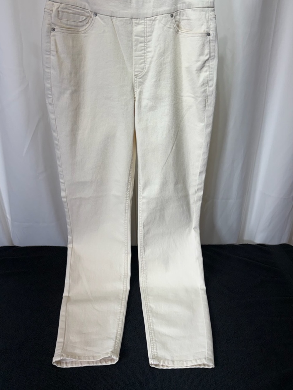 Westbound Off-White Straight Leg Jeans 2646